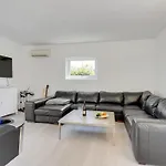 Ilda - 250m From The Sea By Interhome